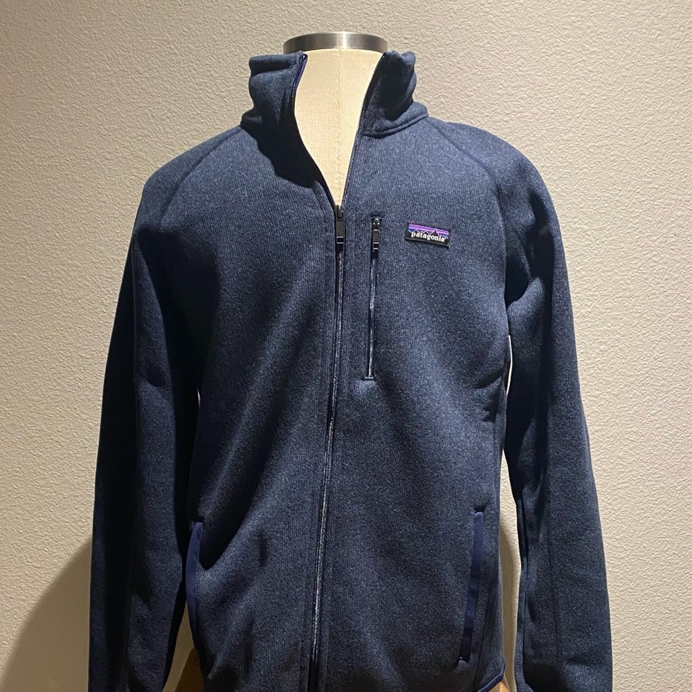 Men’s Patagonia Sweater full zip Size L blue